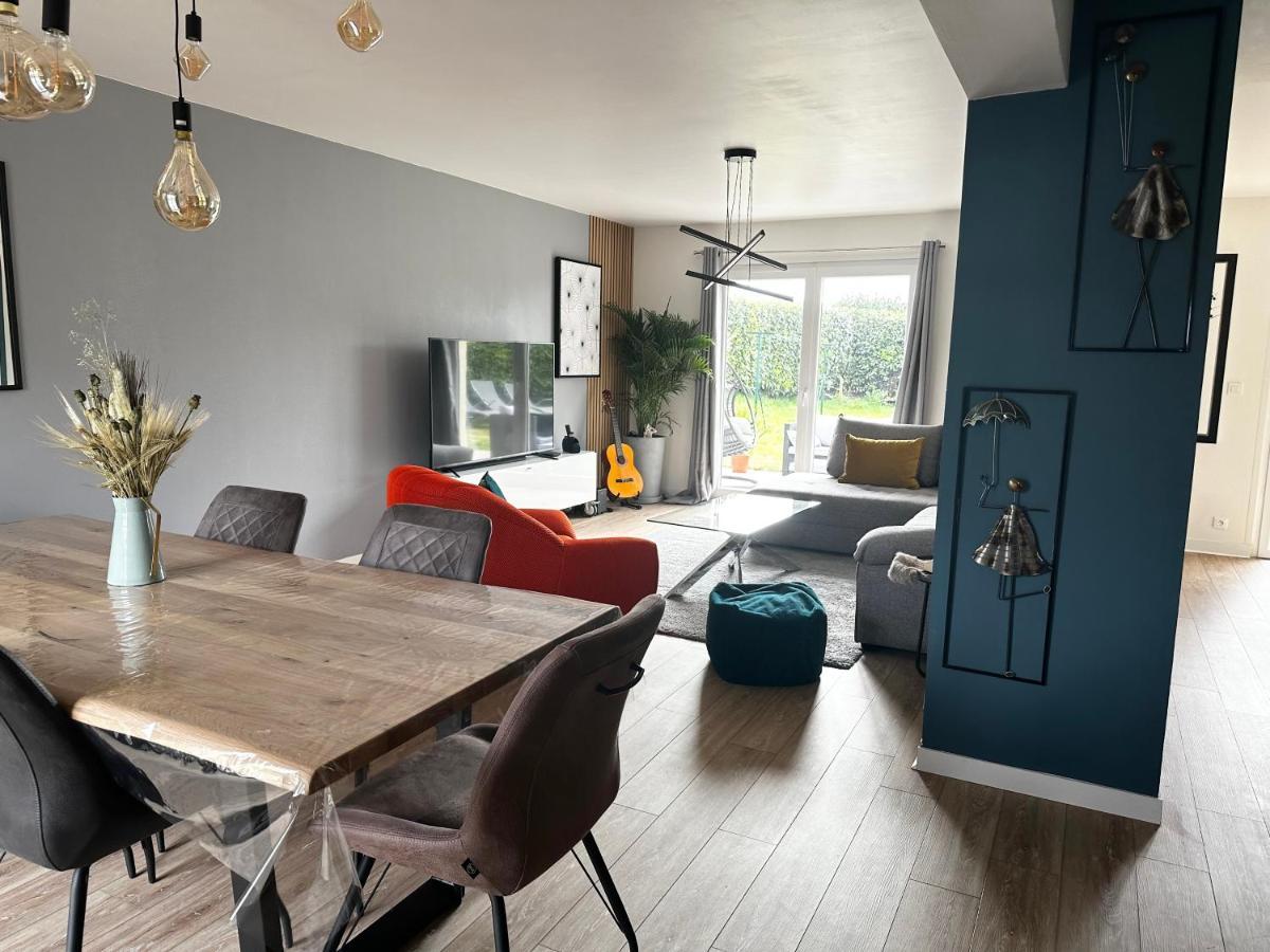 Villa Les Temps Heureux Exclusivement Familles Quimper Esterno foto