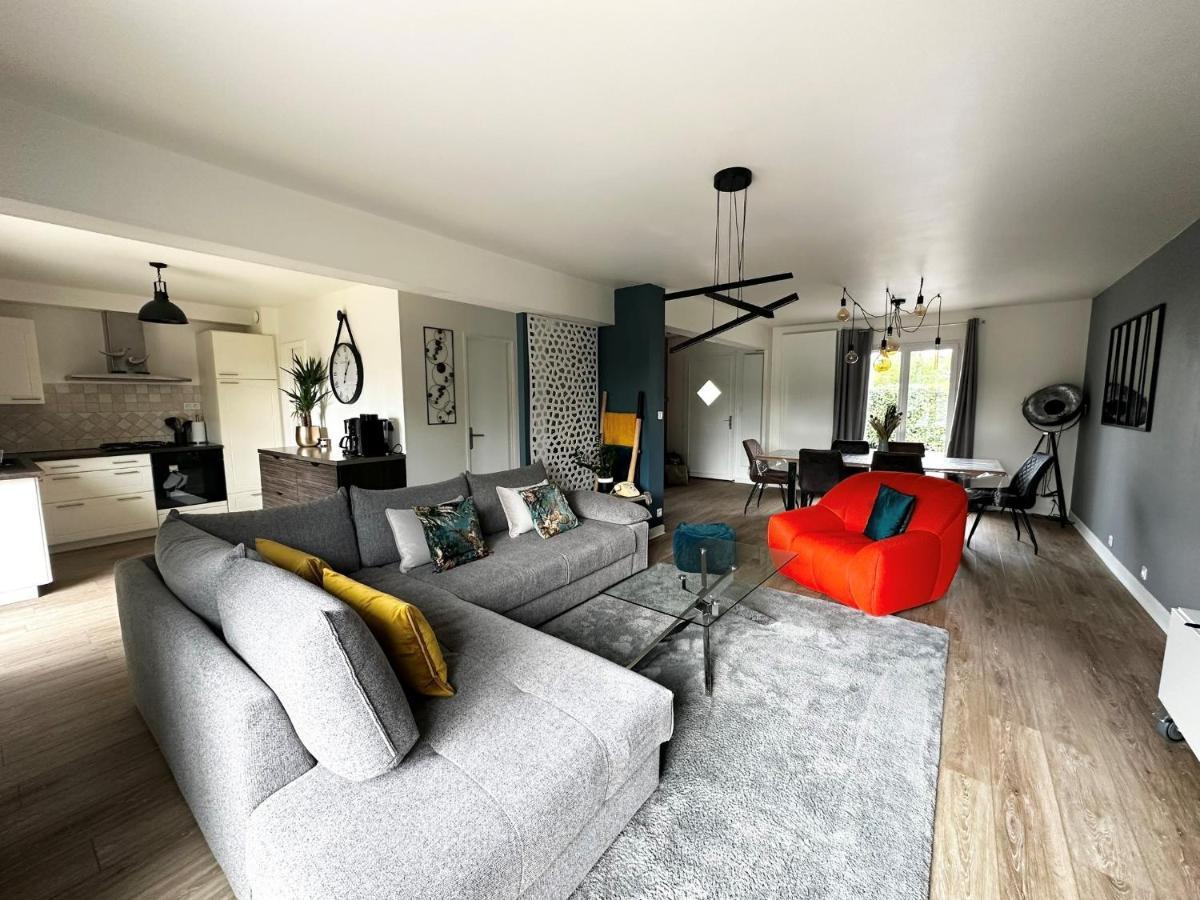 Villa Les Temps Heureux Exclusivement Familles Quimper Esterno foto