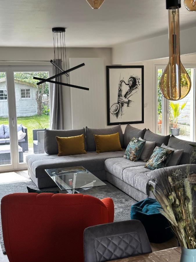 Villa Les Temps Heureux Exclusivement Familles Quimper Esterno foto