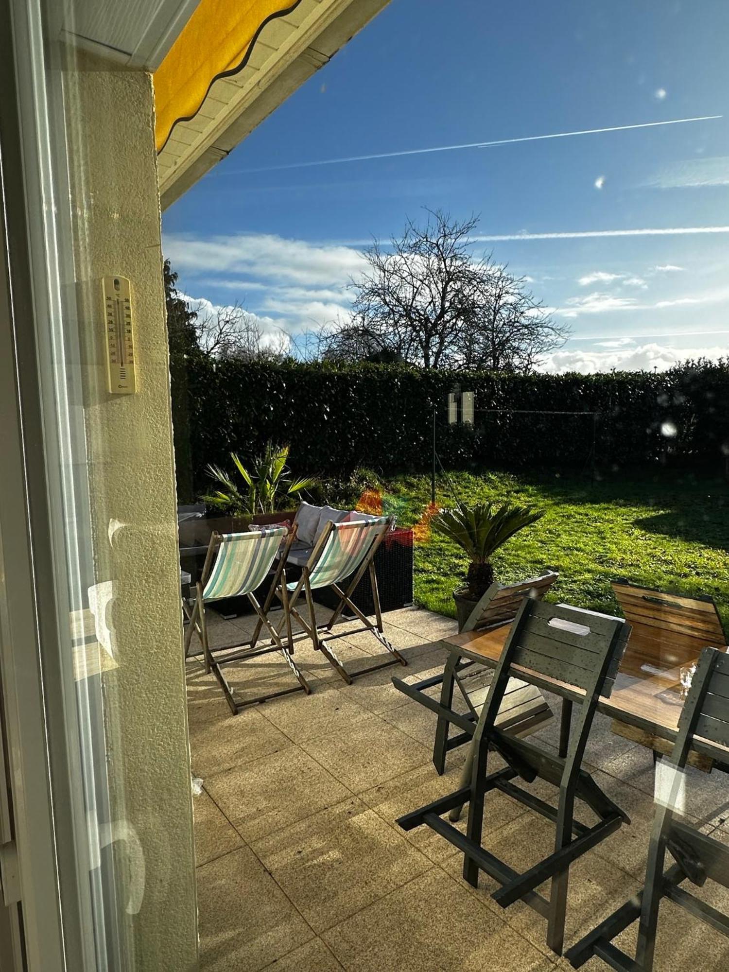 Villa Les Temps Heureux Exclusivement Familles Quimper Esterno foto